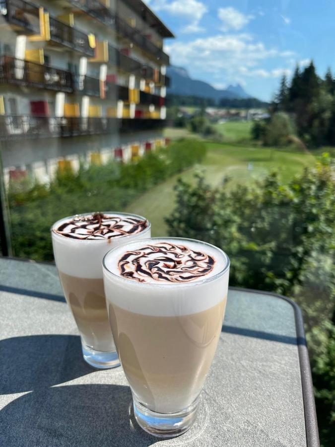 Aldiana Club Salzkammergut Und Grimmingtherme Bad Mitterndorf Exterior foto